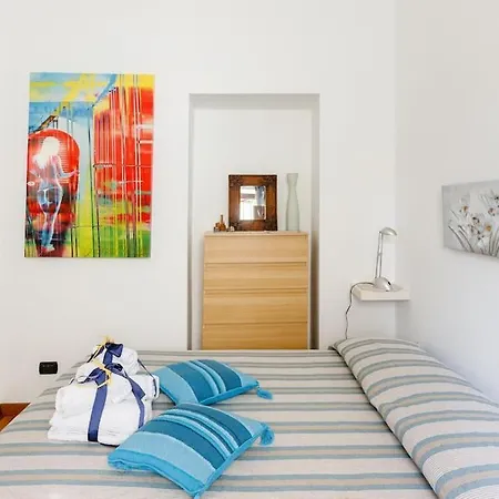 Casa Di Nana Centro Storico Alba (Piedmont)